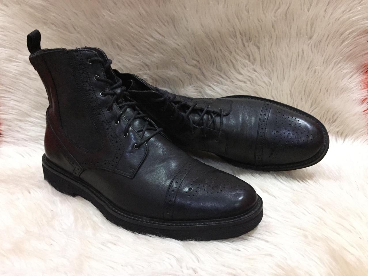 Johnston & Murphy black camouflage