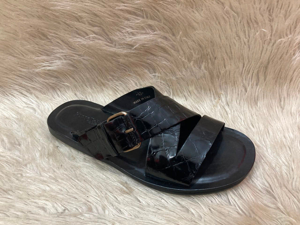 Russell & Bromley