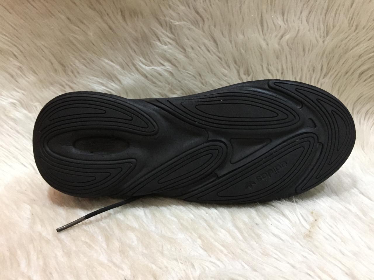 Adidas Ozelia