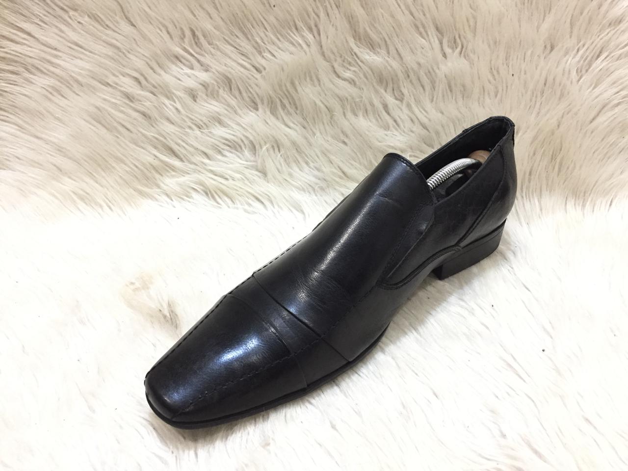 Julius marlow black leather loafer