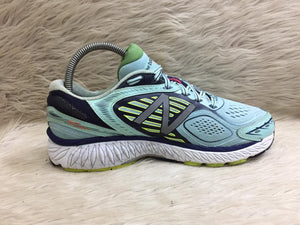 New Balance 860v7