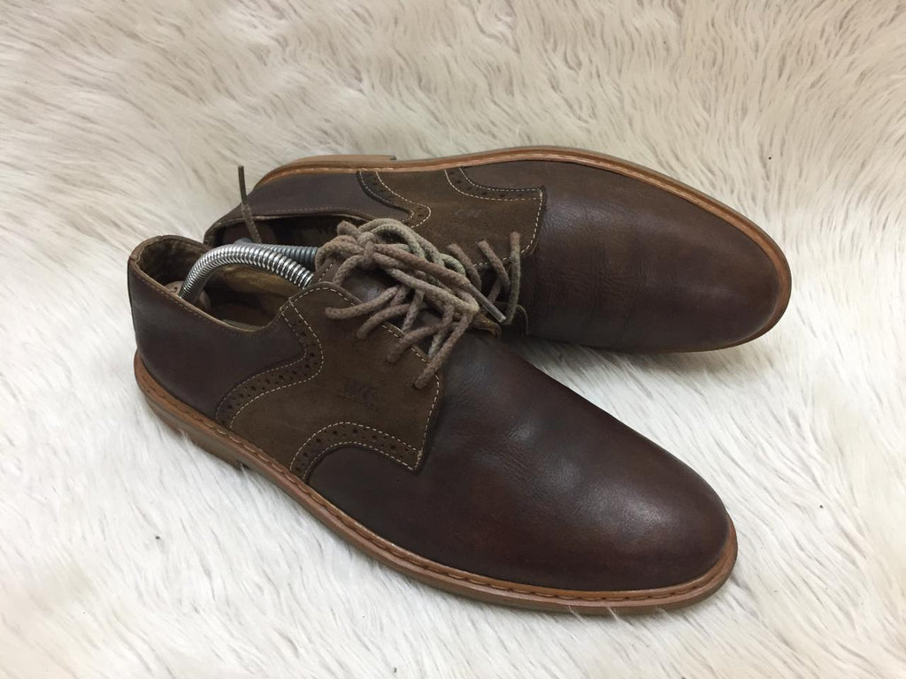 Walker flex  with a lace-up design.