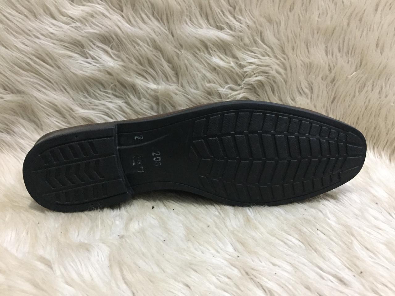 Dark brown calf leather oxford