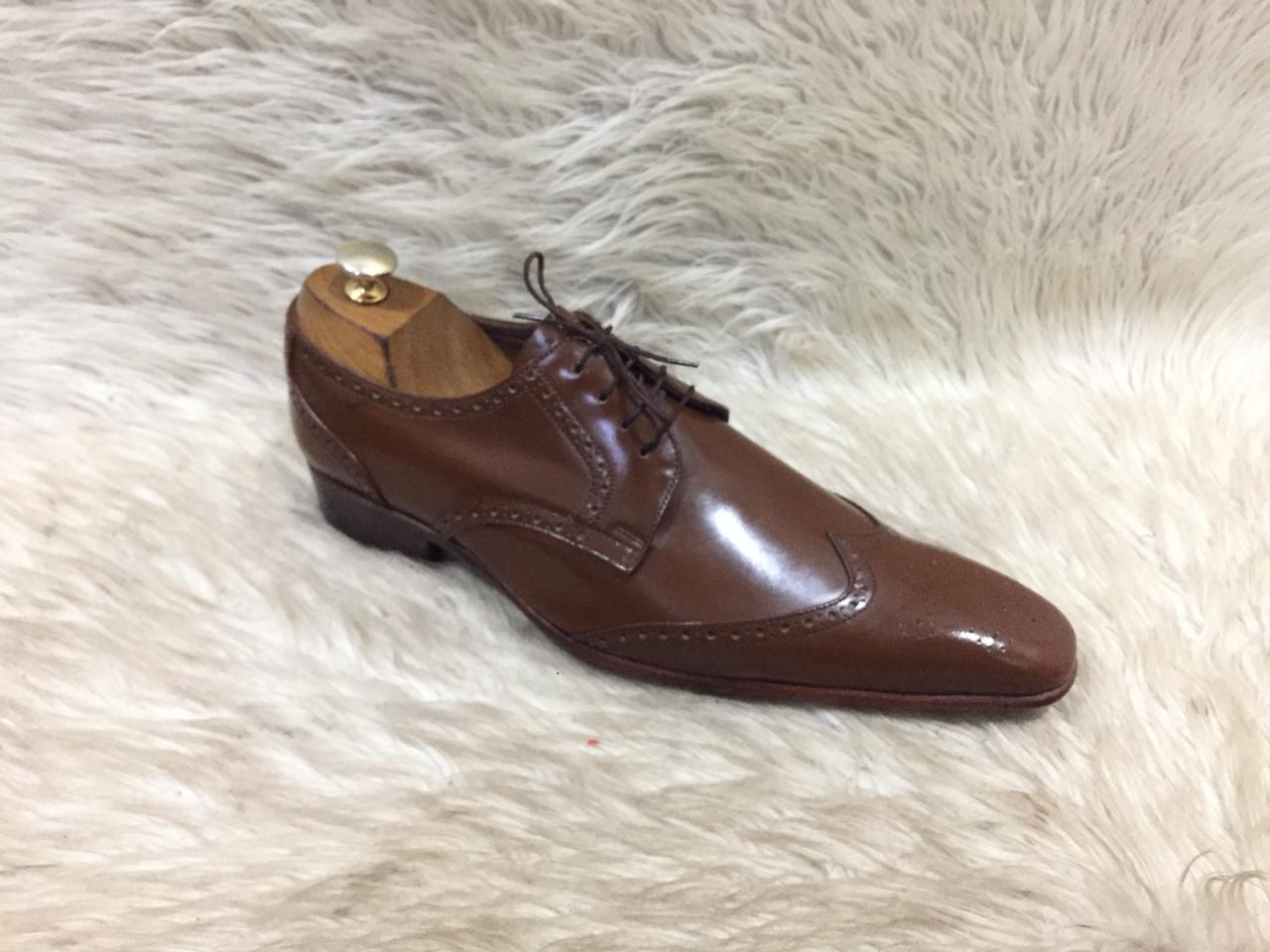 Foot Print Brown Leather Brogue Shoes – Classic Formal Elegance