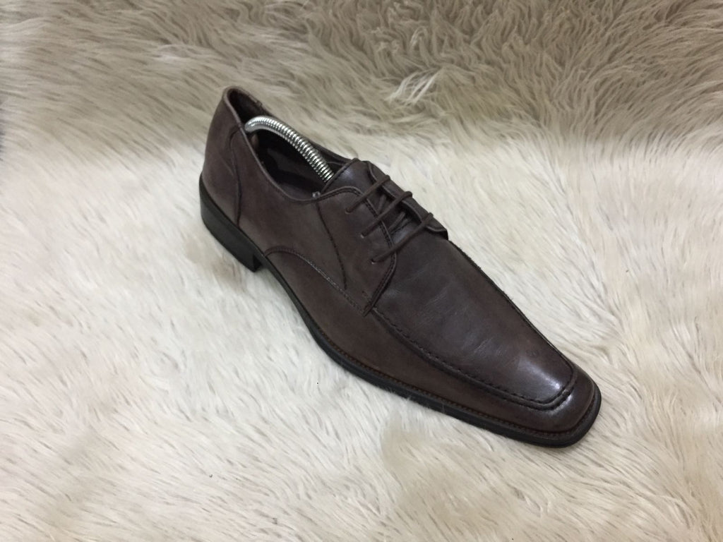 Derby Oxford