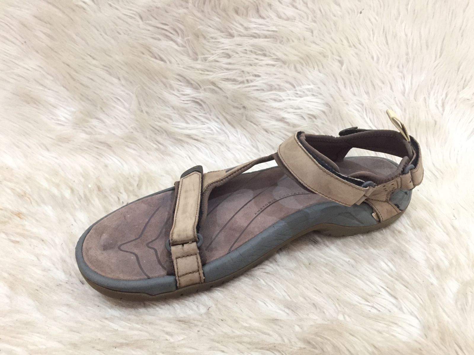 Teva Tanza Leather sandal