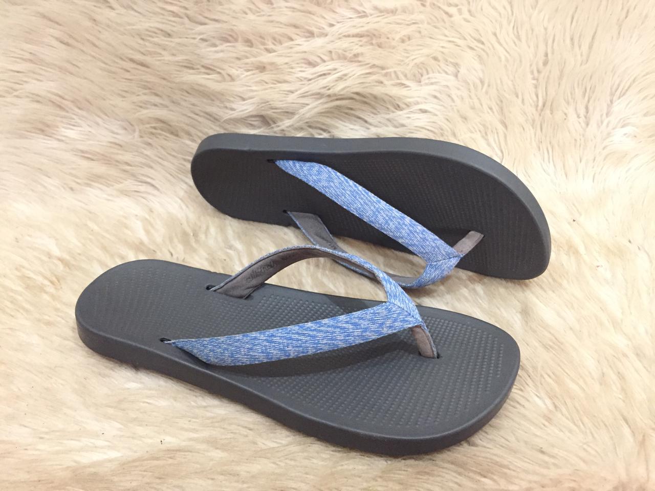 Albirds Cosmic Yogi flip-flop