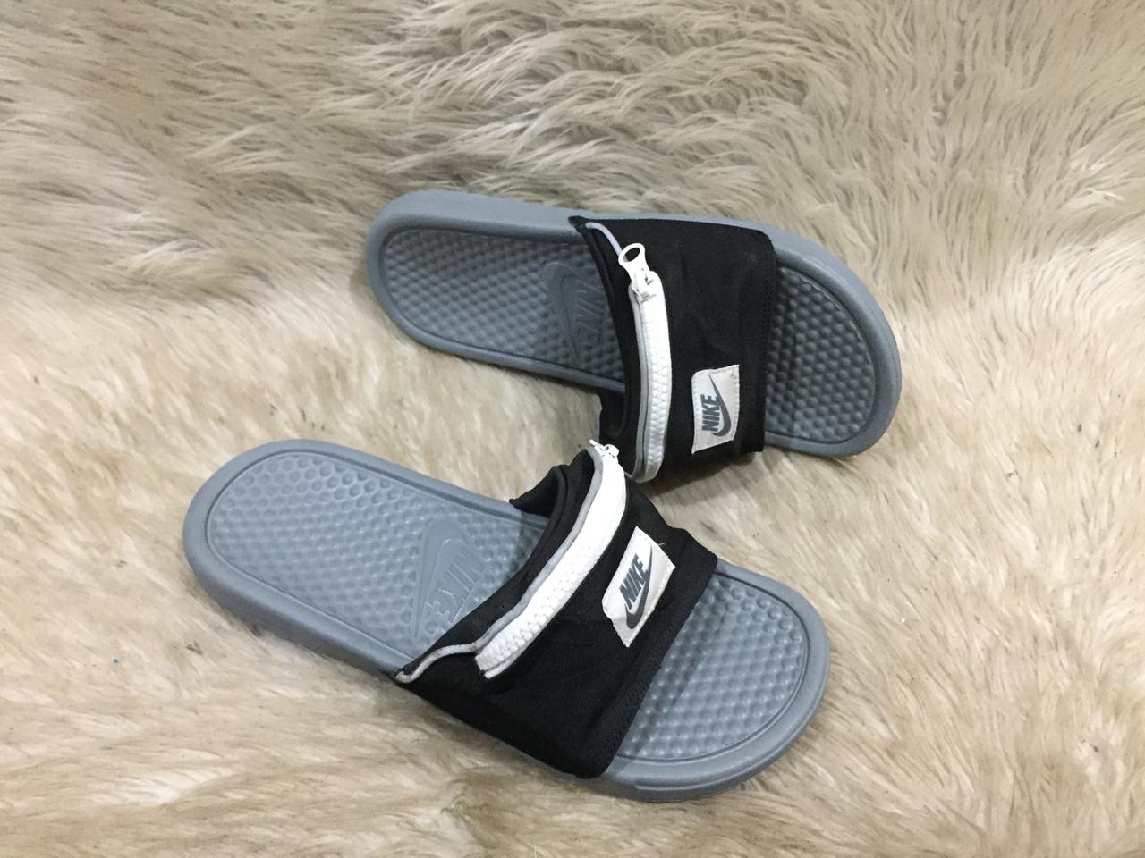Nike Benassi JDI Fanny Pack slide sandal