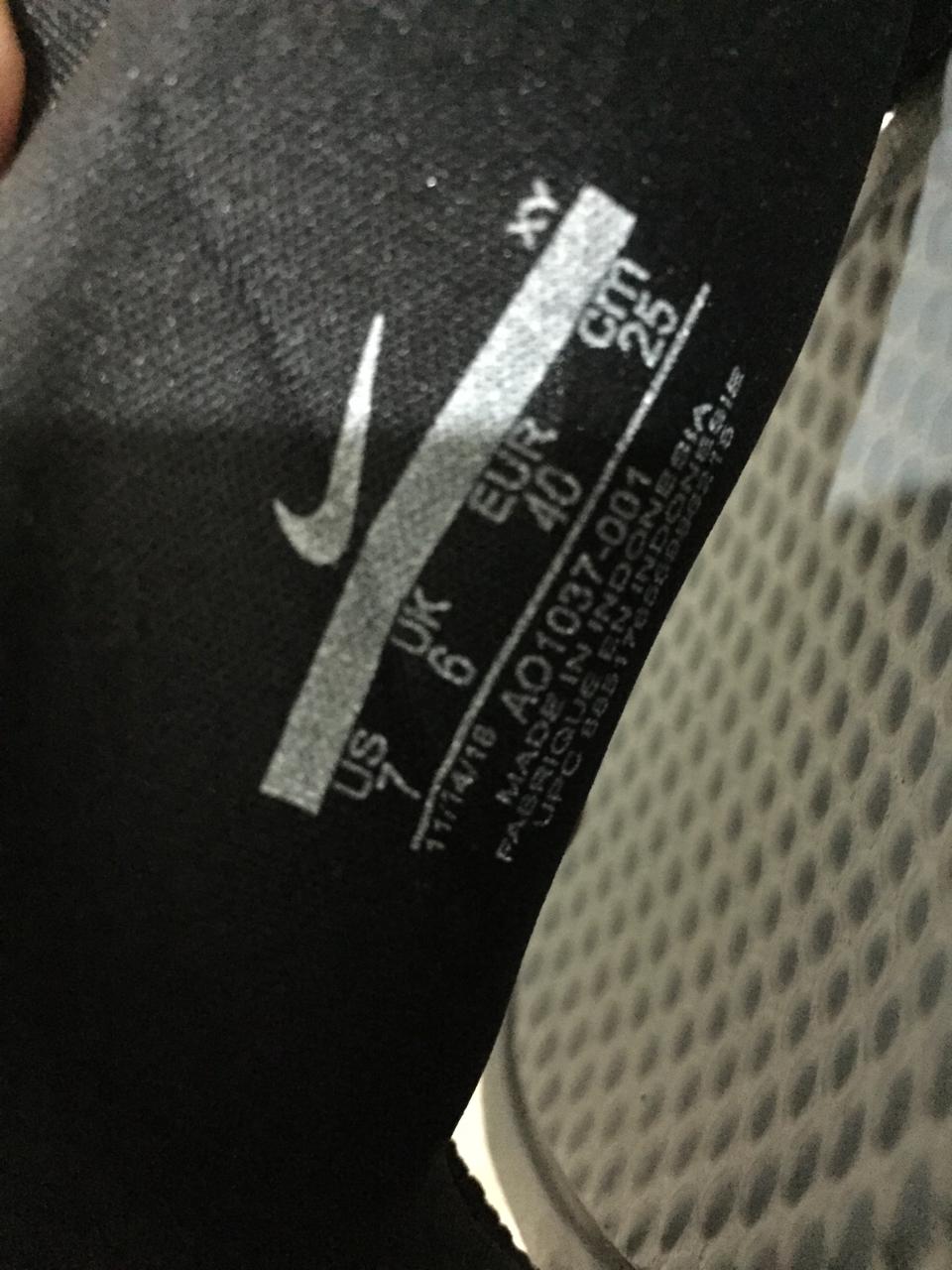 Nike Benassi JDI Fanny Pack slide sandal