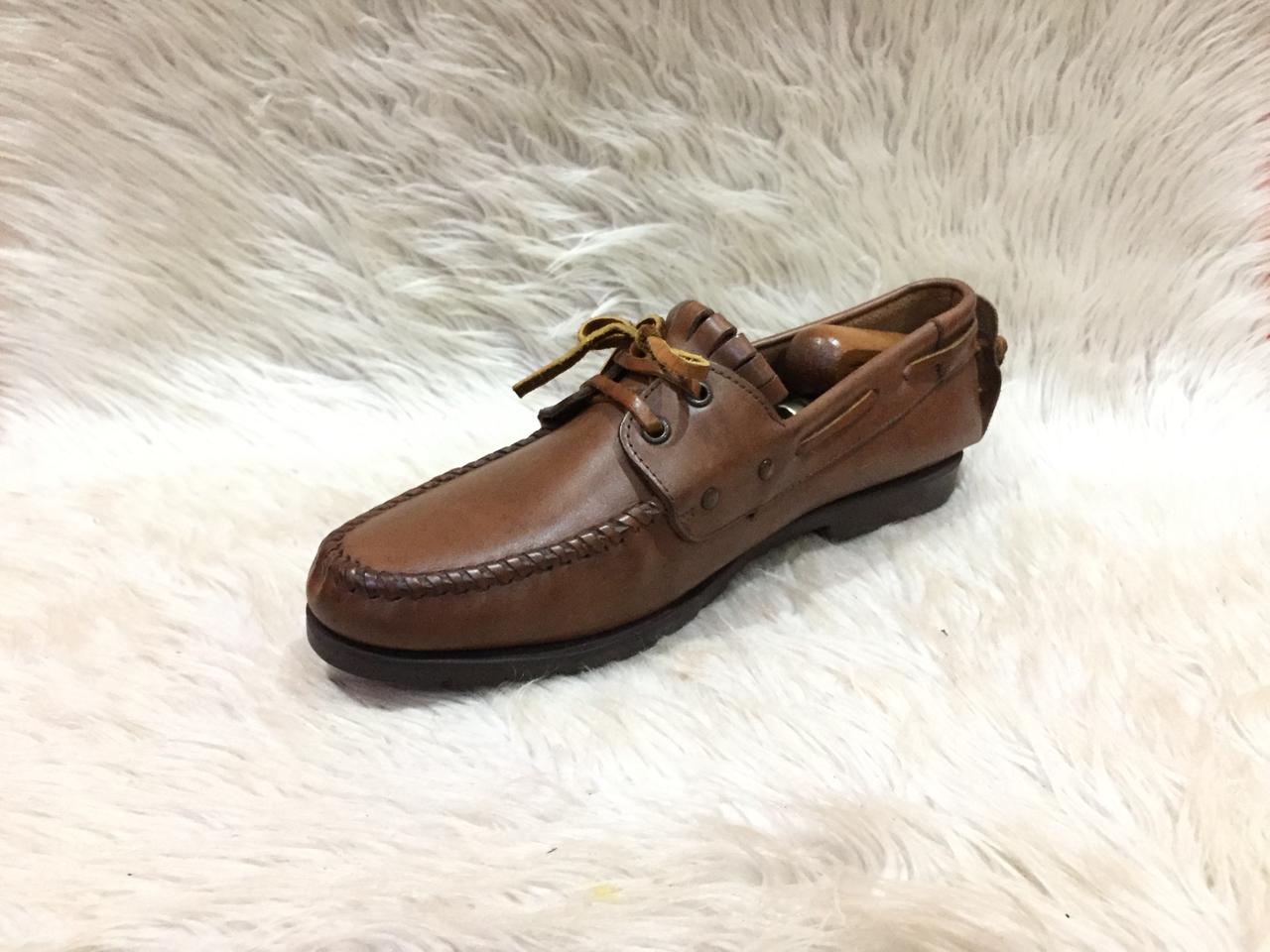 Levis  brown leather boat shoes