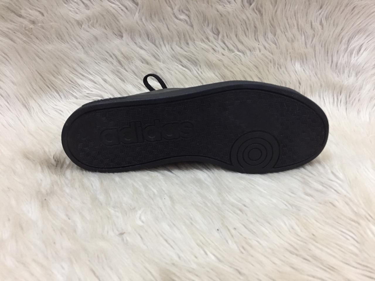 Adidas Advantage sneakers