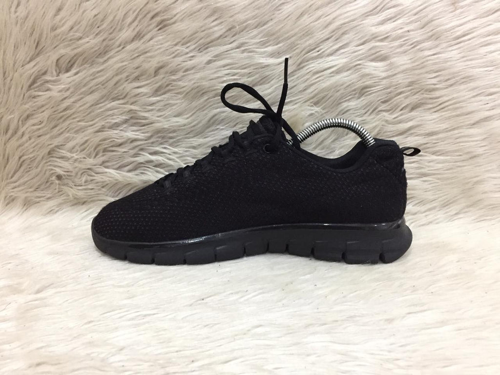 WOMEN'S TRACK - NEW STAPLE SNEAKER