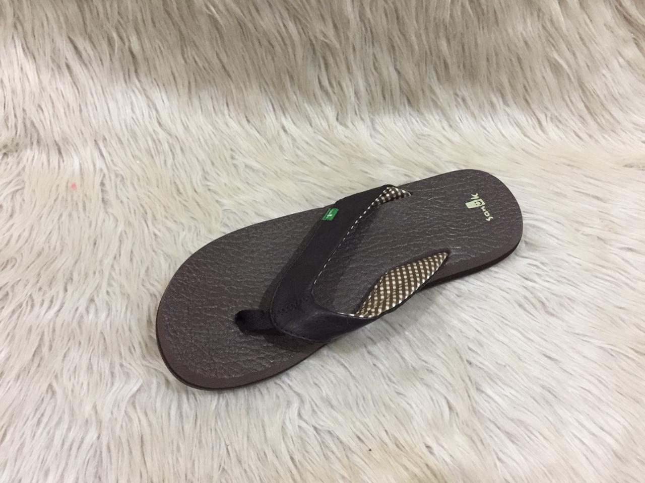 Sanuk Yoga Mat flip-flop.