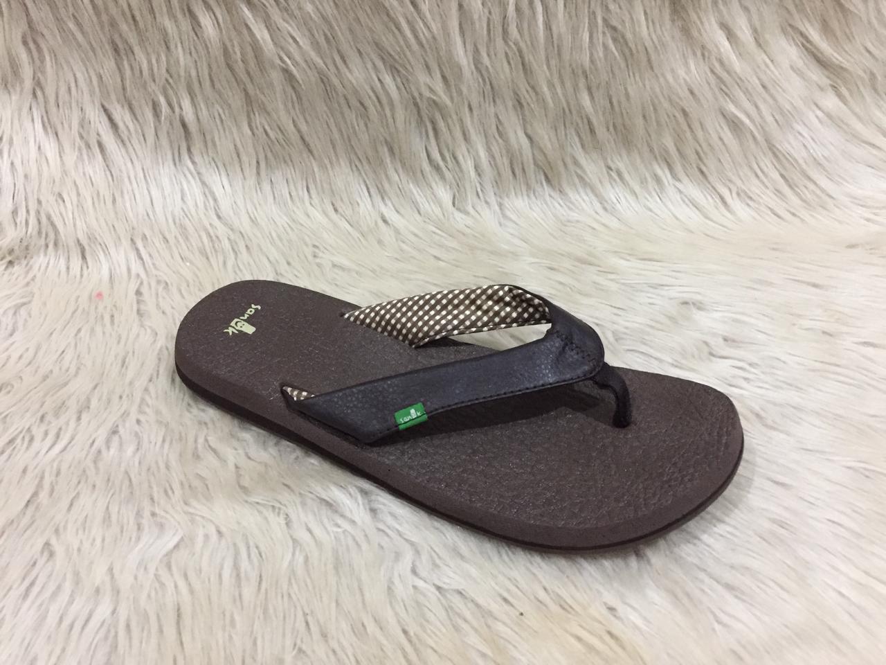 Sanuk Yoga Mat flip-flop.