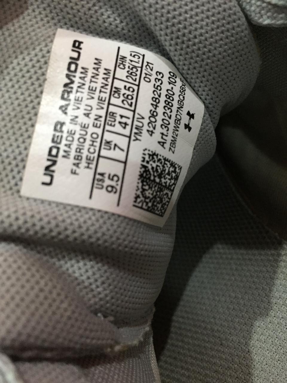 Under Armour Charged Escape 3 Evo running shoes