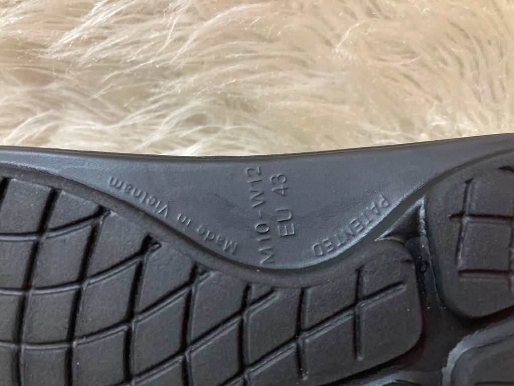 OOFOS OOahh Sandals