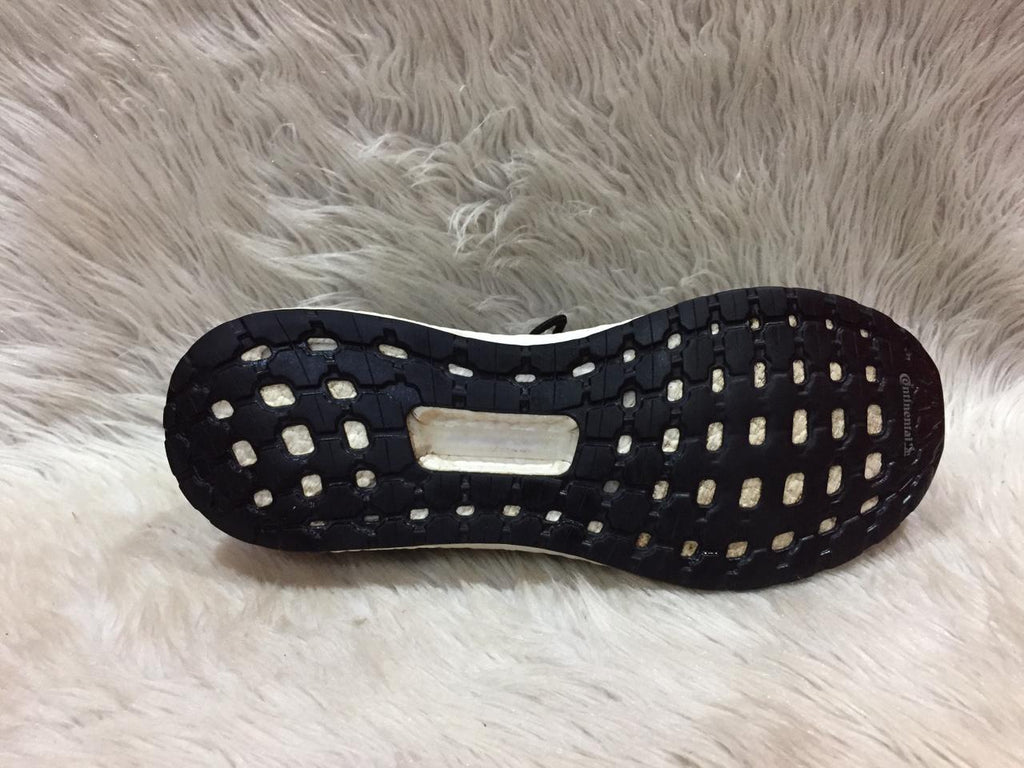 Adidas UltraBoost 19 men's running shoes