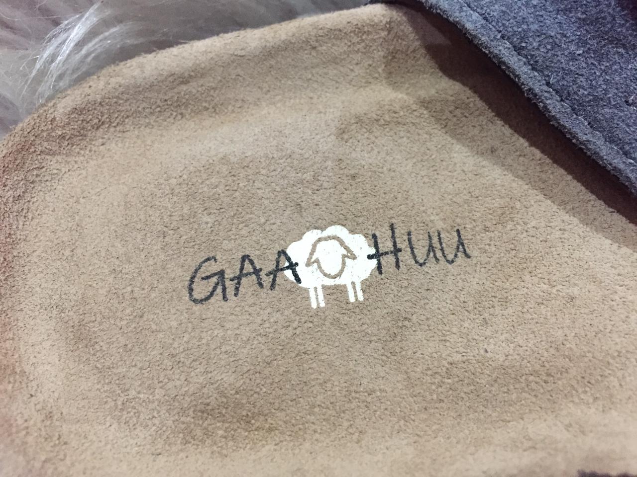 GaaHuu women's footbed sandal. 