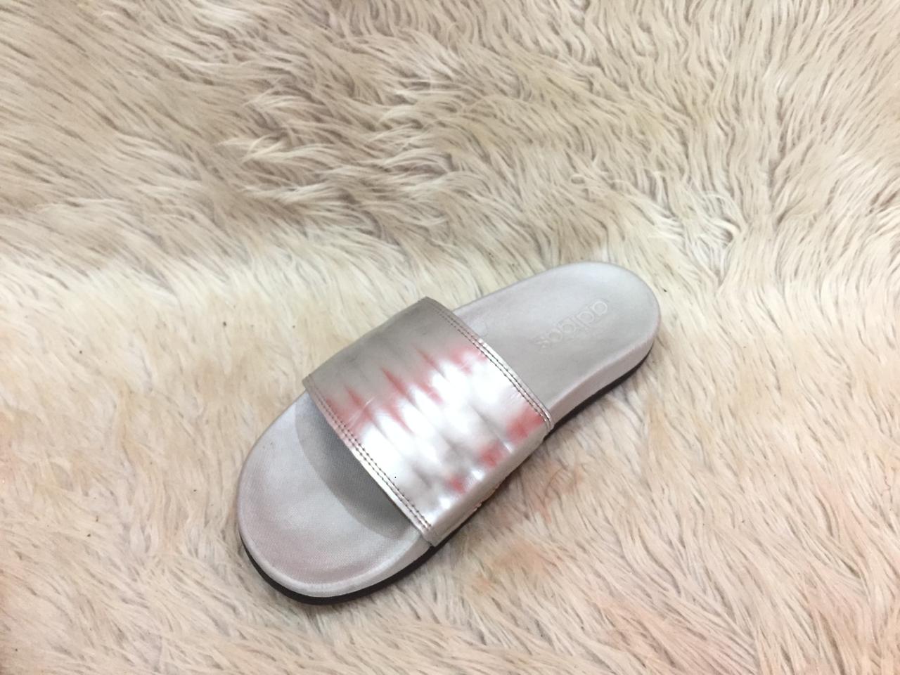 Adidas Adilette Comfort Slide