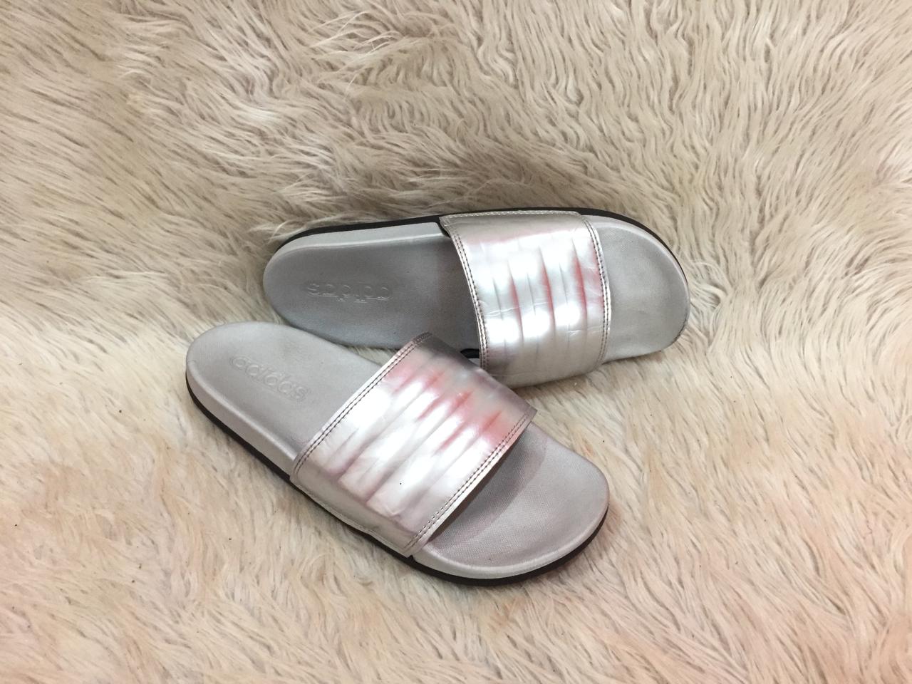 Adidas Adilette Comfort Slide