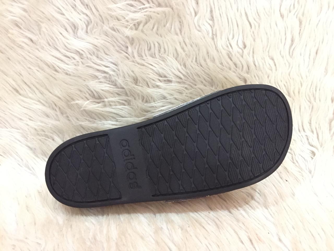 Adidas Adilette Comfort Slide