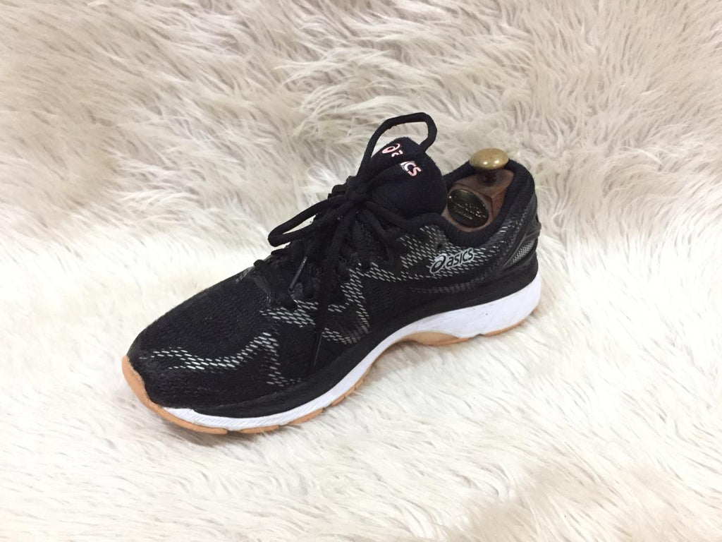 Asics Gel-Nimbus 20 running shoe