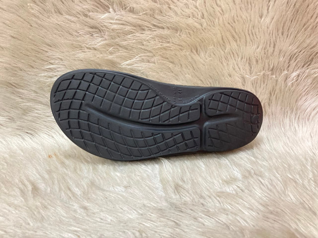 OOFOS OOahh Slide Sandals
