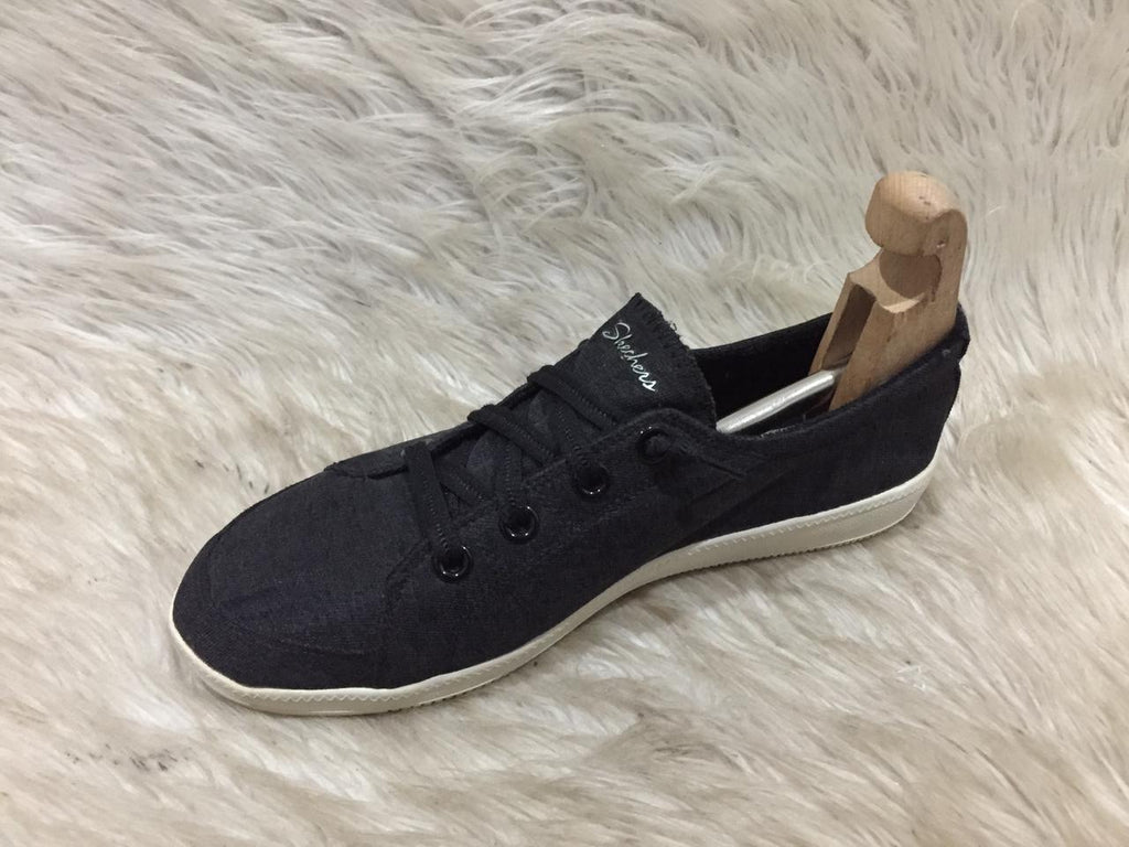 Skechers Madison Ave