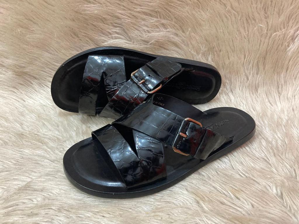 Russell & Bromley