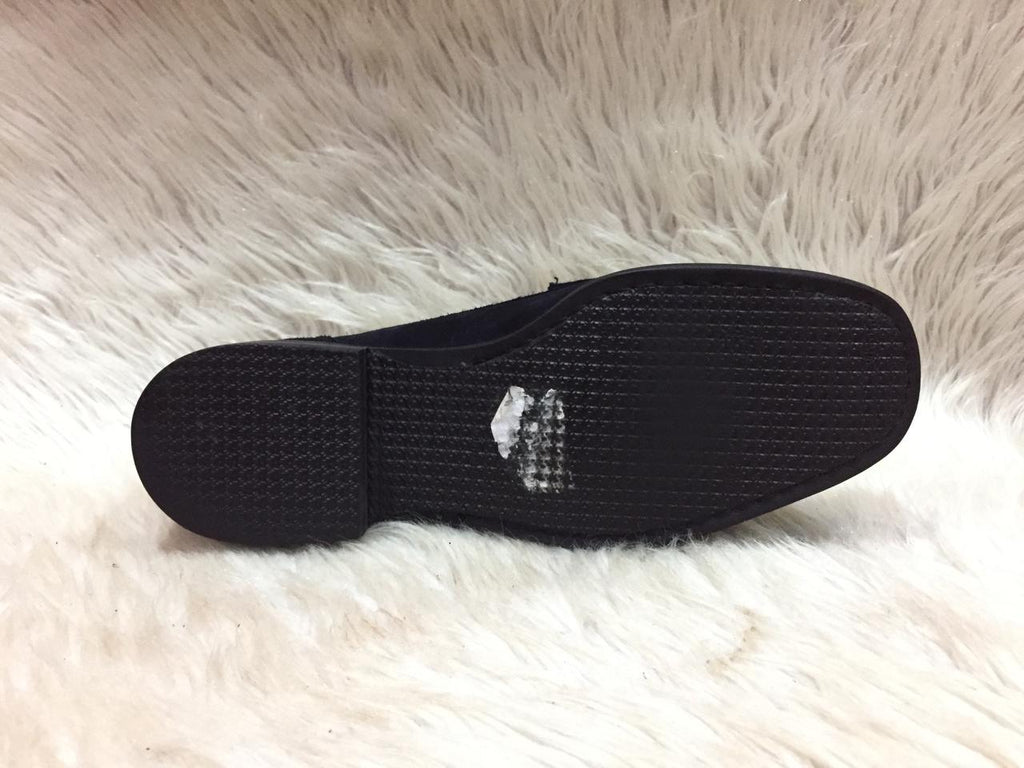 Russell & Bromley