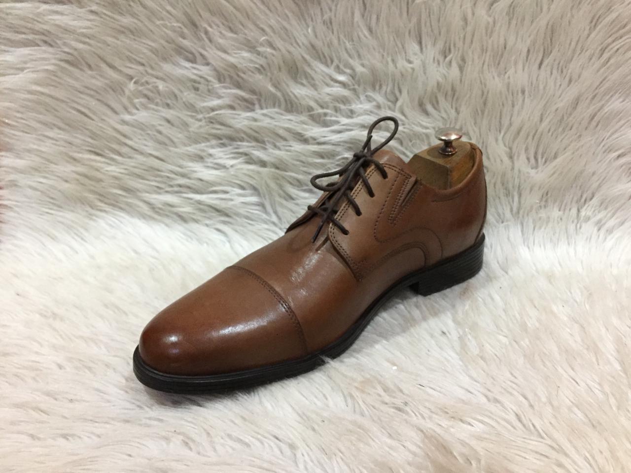 Clarks Men's Whiddon Cap or Tilden Cap derby shoes