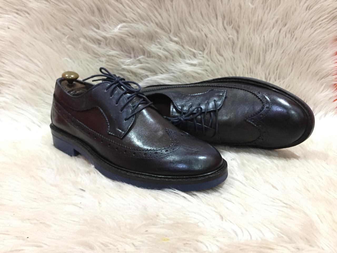 Old Signature Longwing Derby