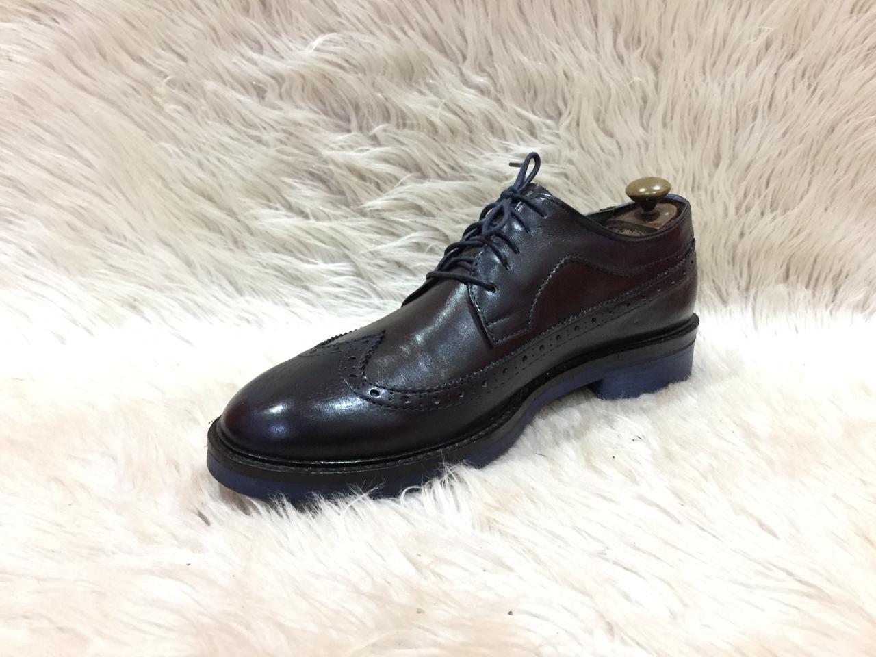 Old Signature Longwing Derby