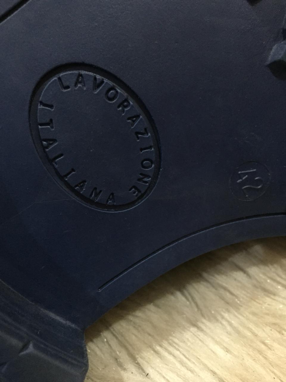 Old Signature Longwing Derby