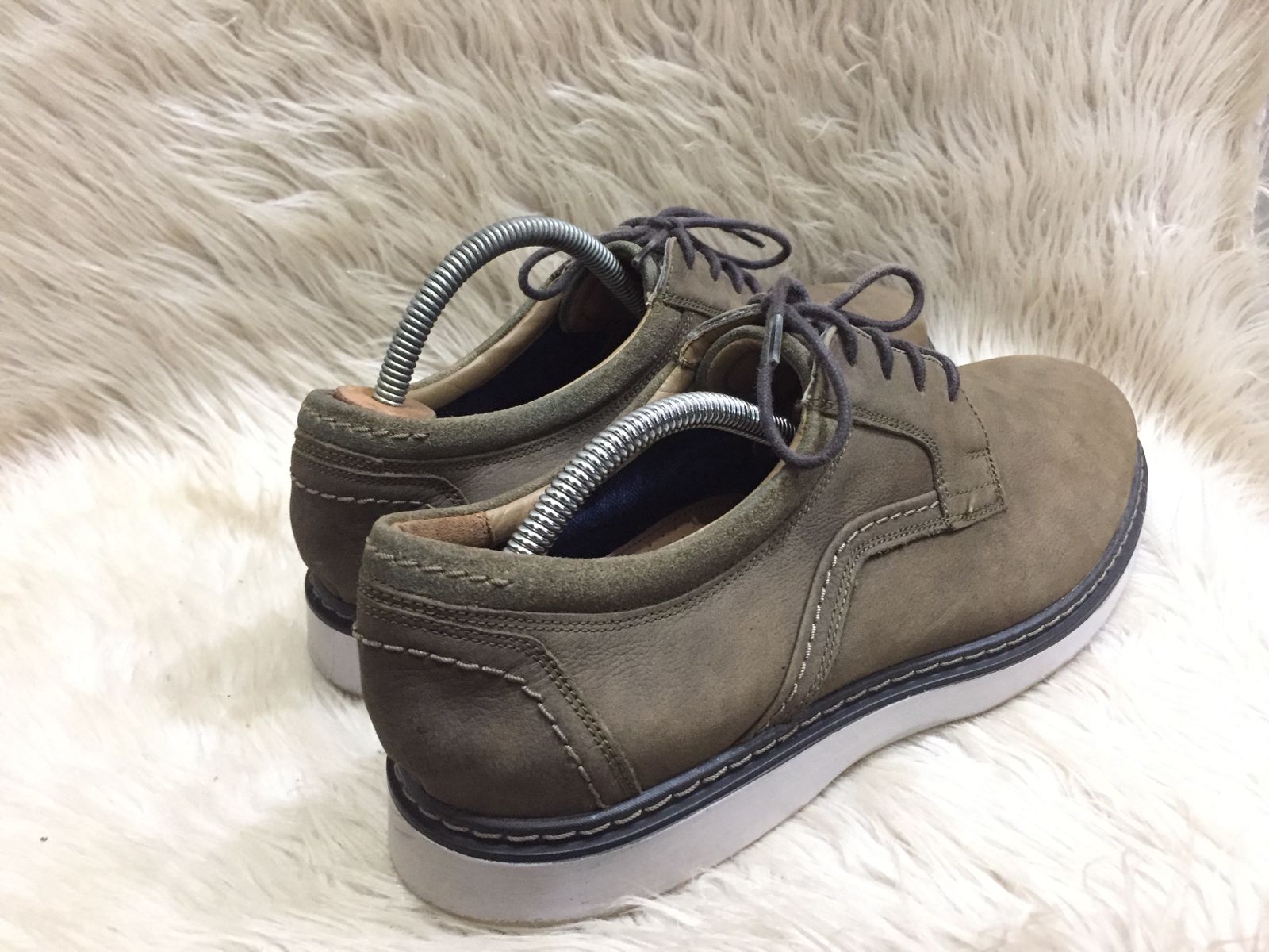 Clarks Un Geo Lace  Wide Fit