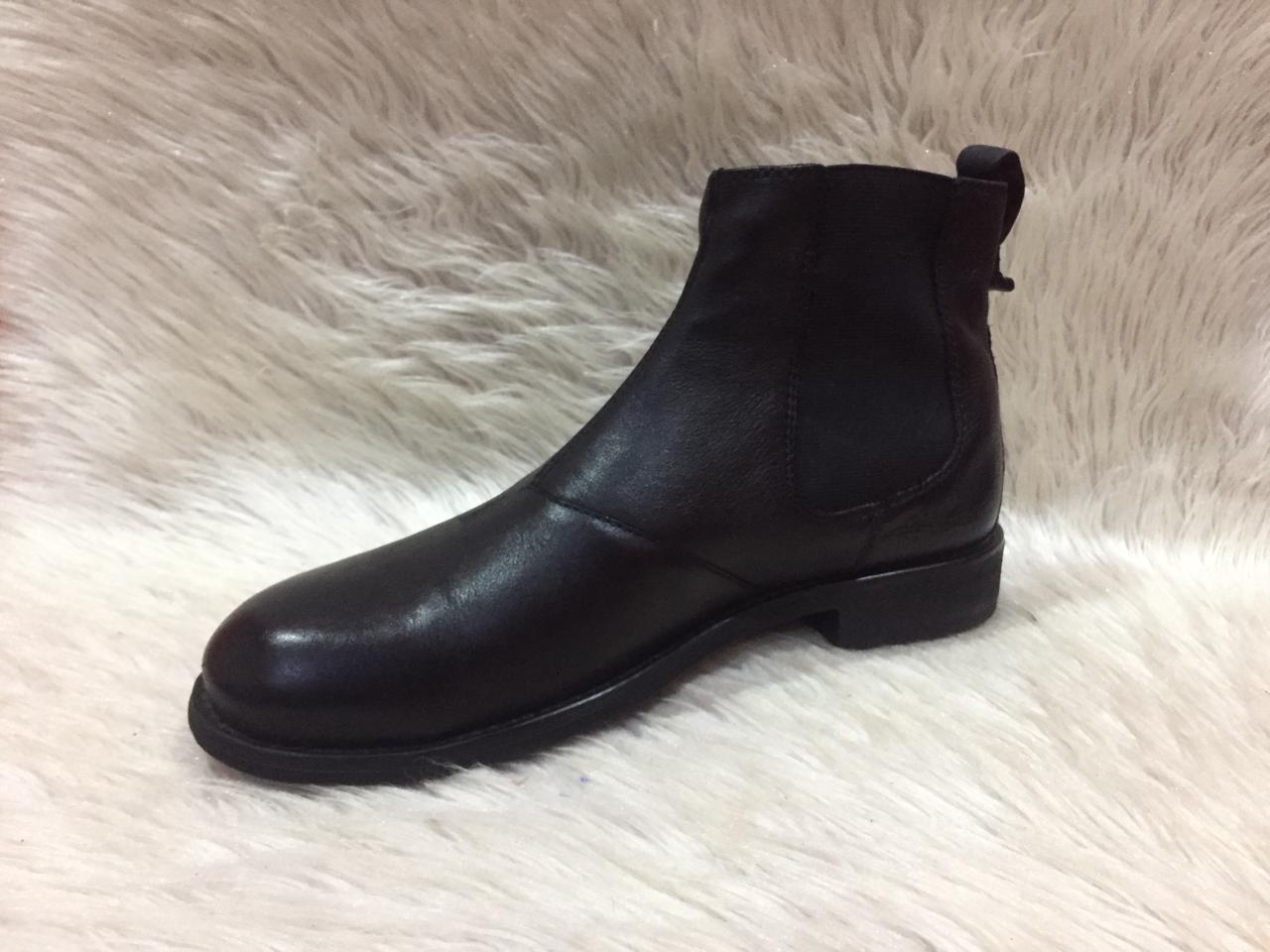 Vega Bond Black Leather Chelsea