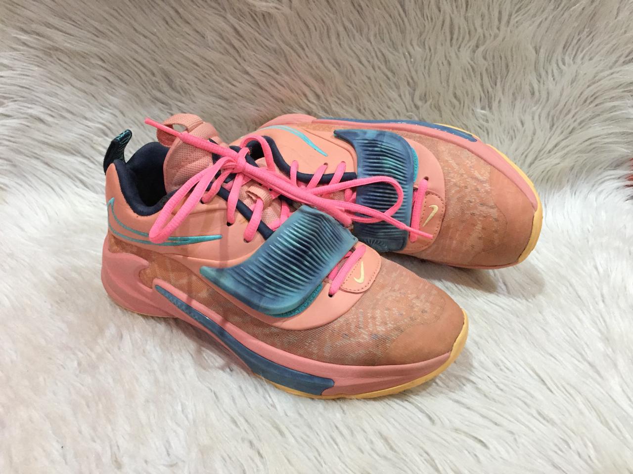 Nike Men’s Zoom Freak 3