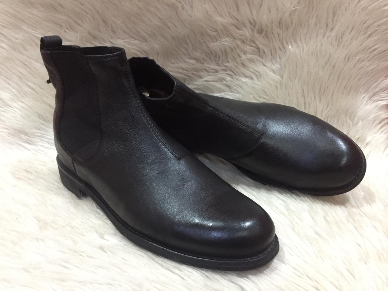 Vega Bond Black Leather Chelsea