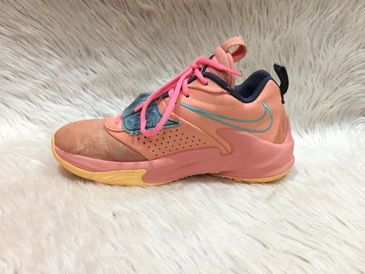 Nike Men’s Zoom Freak 3