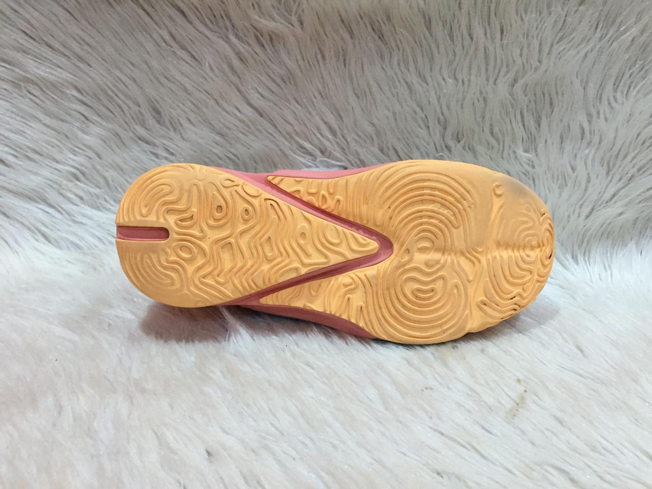 Nike Men’s Zoom Freak 3