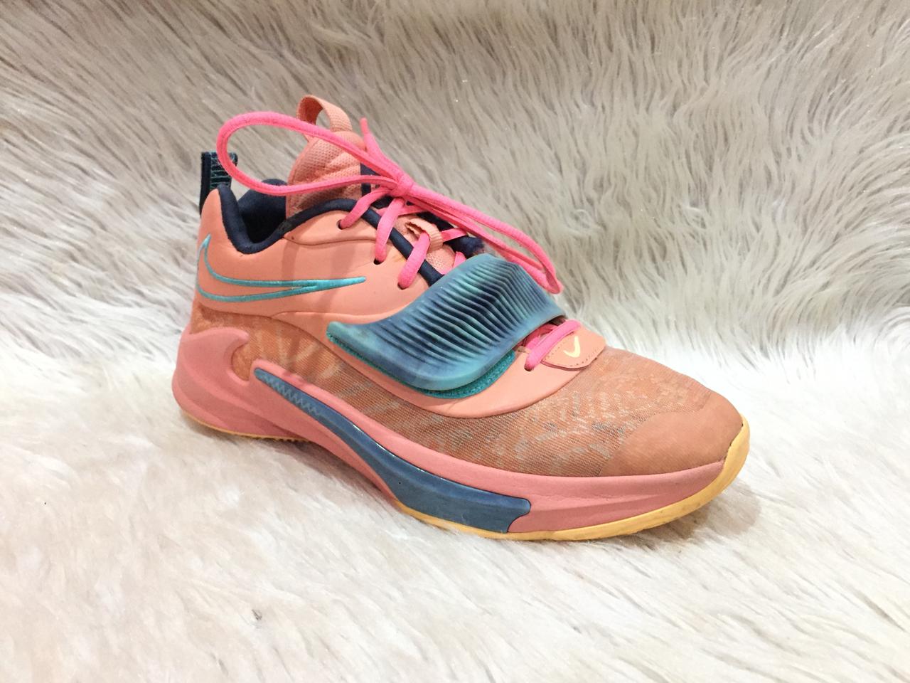 Nike Men’s Zoom Freak 3