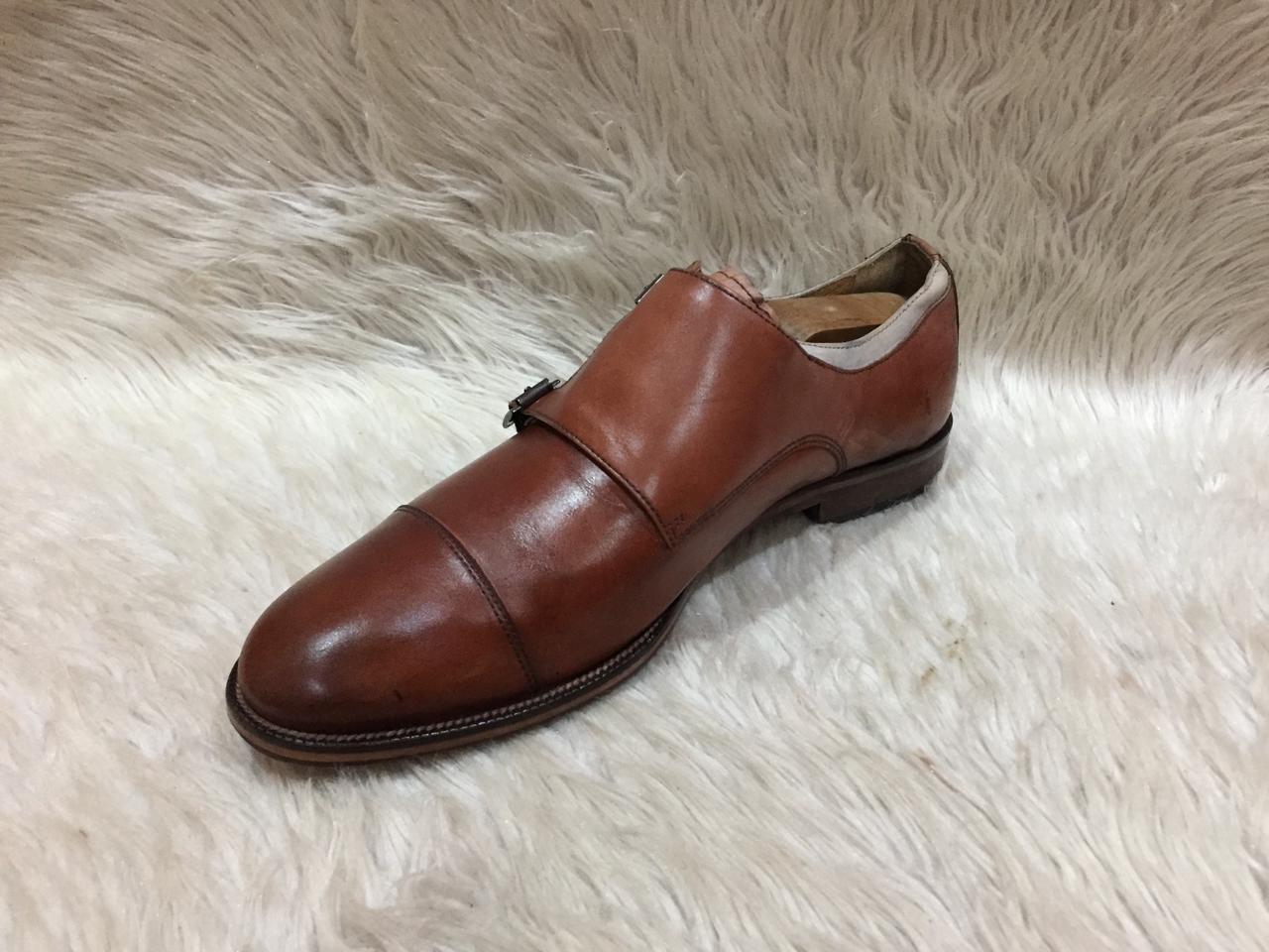 Johnson & Murphy Conard