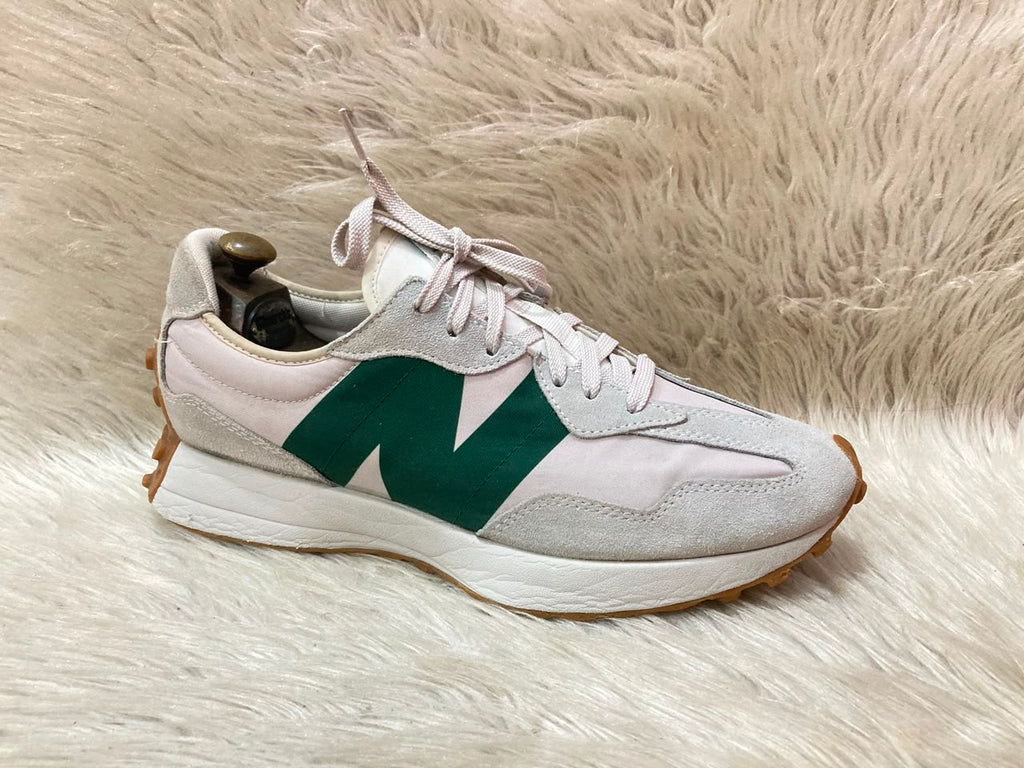 New Balance 327