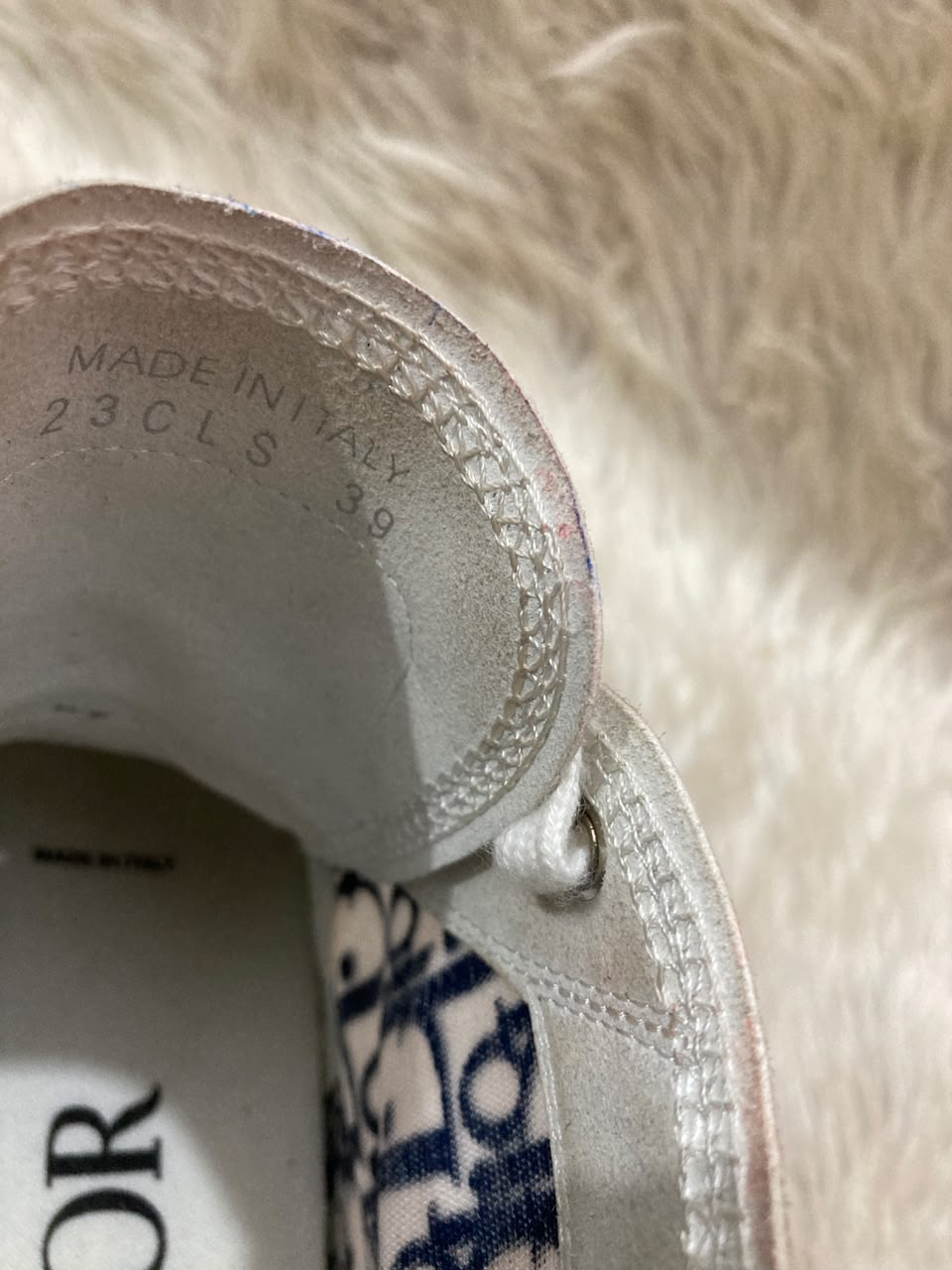 Dior B23