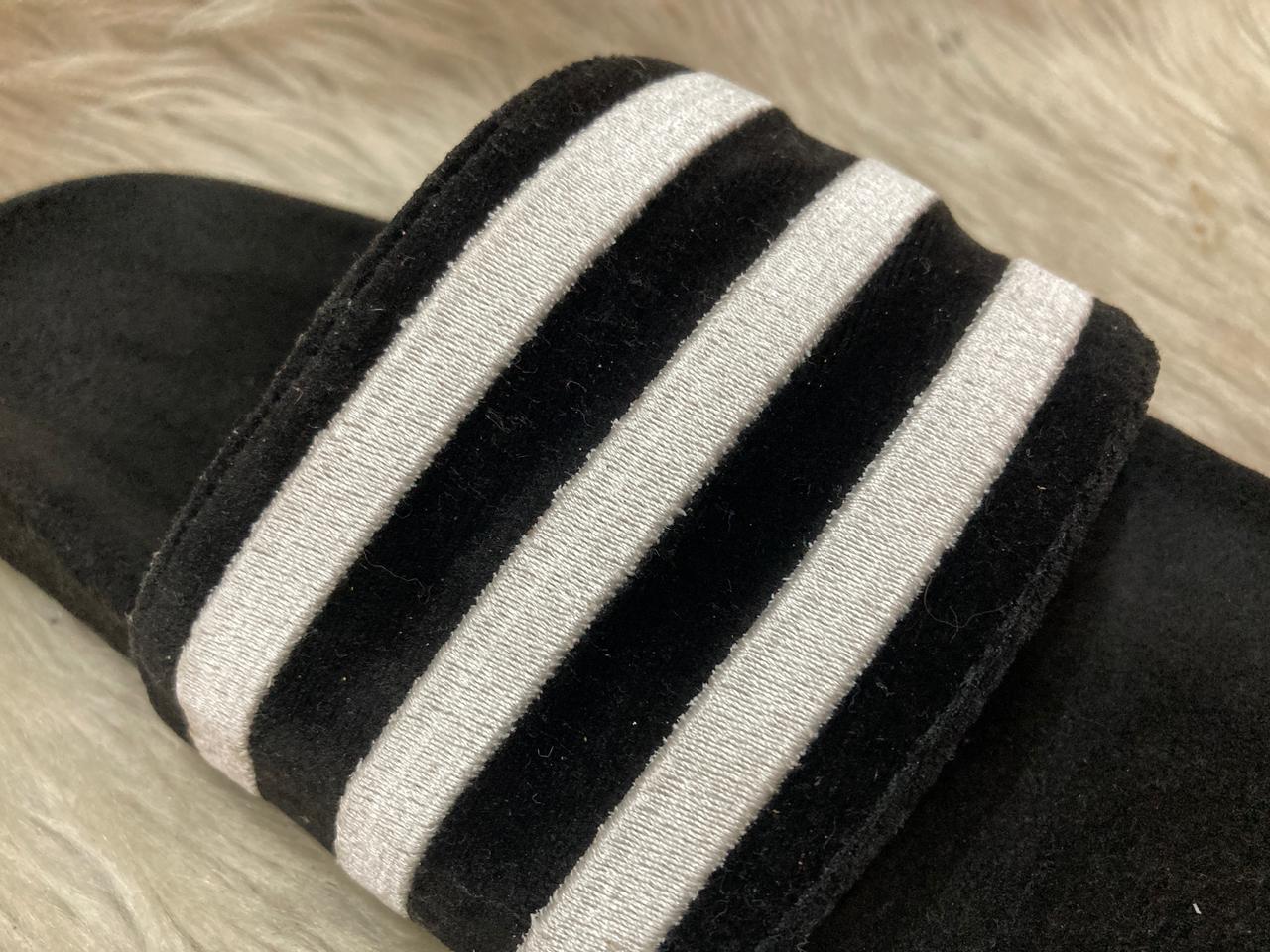 Adidas Adilette