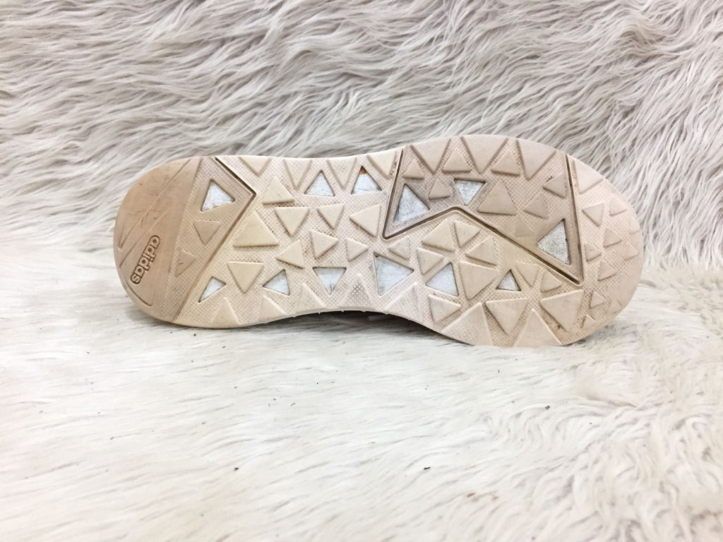 Neo adidas Questar BYD