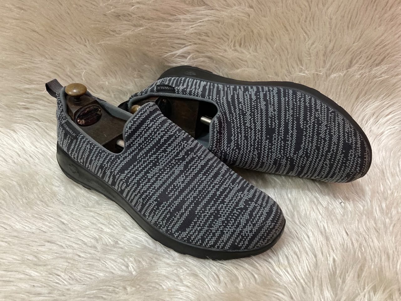Skechers