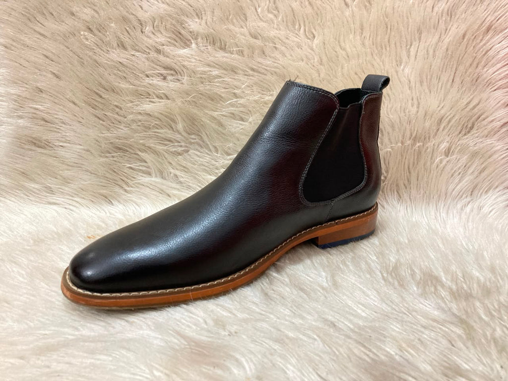 Clarks helsea Boots
