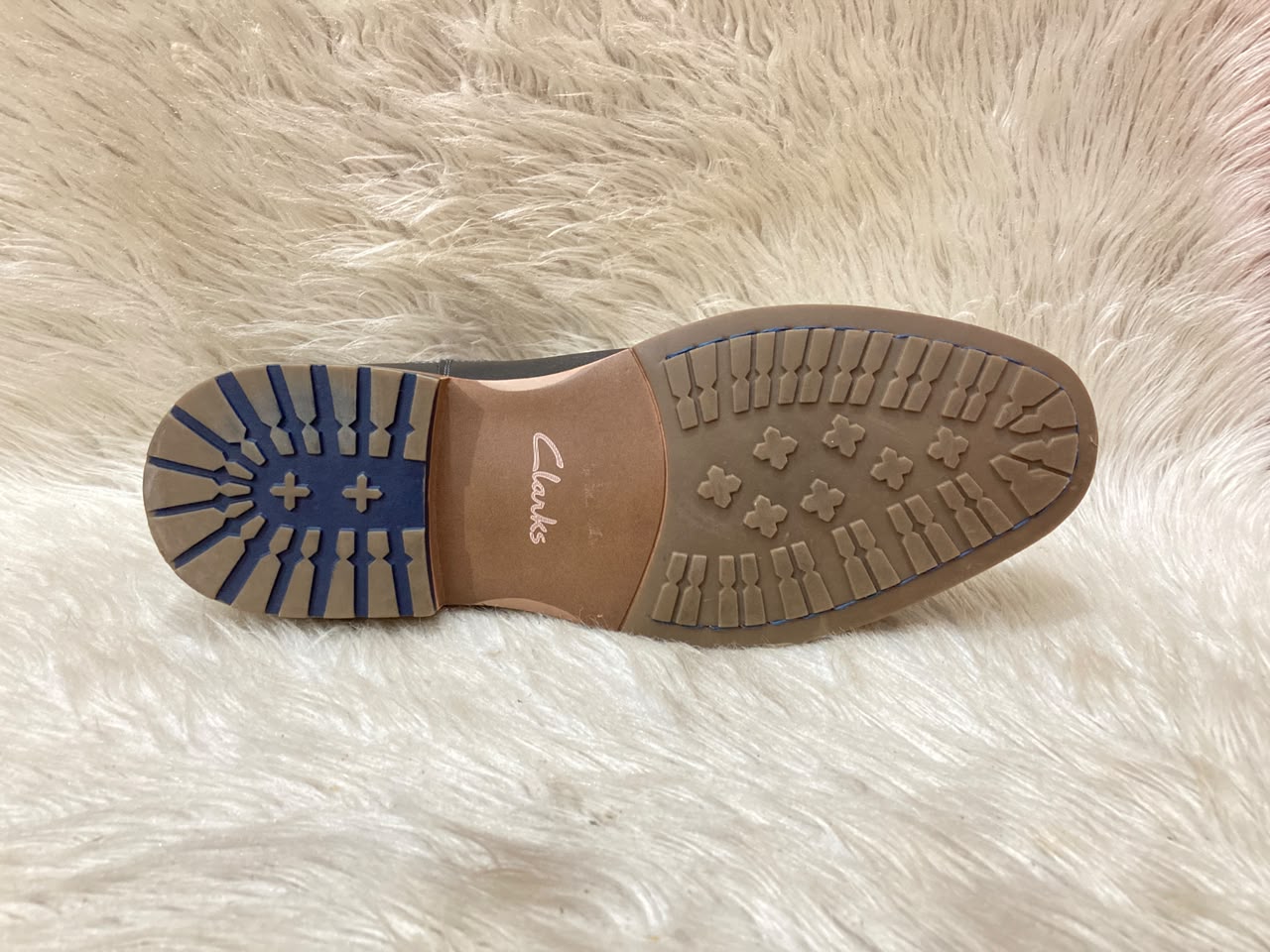 Clarks helsea Boots