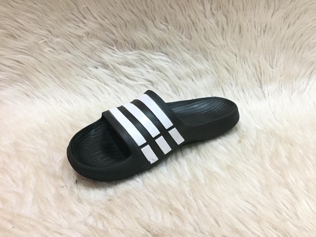 Adidas Duramo